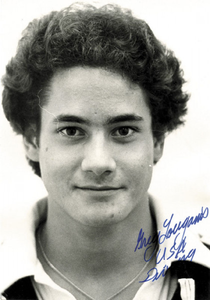 Louganis, Greg: S/W-Pressefoto mit original Autograph von Greg Lou
