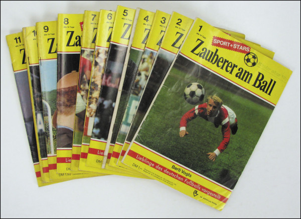 Zauberer am Ball. Lieblinge des deutschen Fußballs vorgestellt. 11 Hefte komplett.