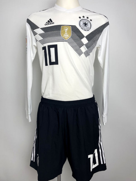 match worn football shirt + shorts Germany 2017