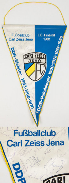 Jena,Carl-Zeiss - Wimpel: Signed Football Pennant 1981. Carl-Zeiss Jena