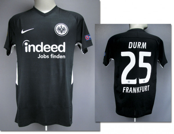 Erik Durm, am 3.10.2019 gegen Vitoria Guimaraes, Frankfurt, Eintracht - Trikot 2019/20