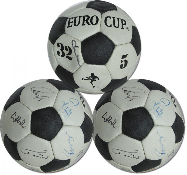 DFB - Spielball 1984: Autogrammball DFB 1982 - 1984, signiert
