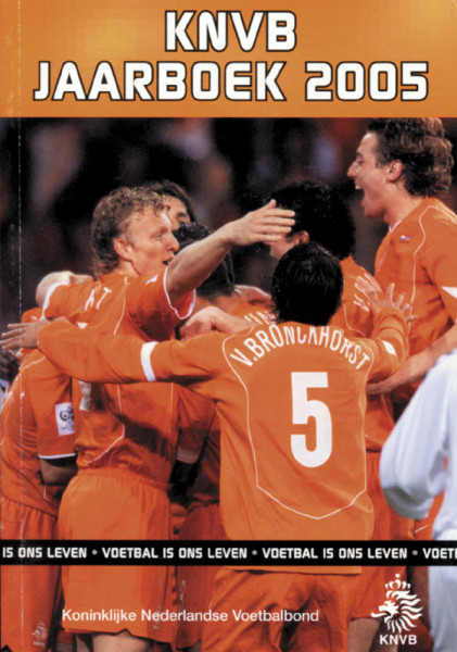 KNVB Jaarboek 2005.