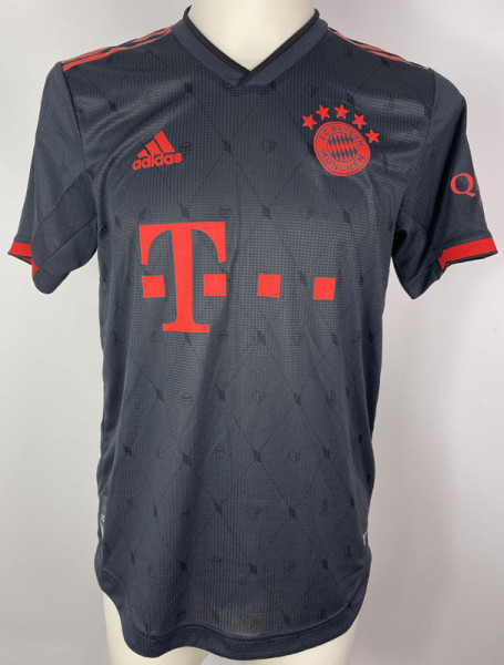 Lucas Hernández, am 14.08.2022 gegen VfL Wolfsburg, München, FC Bayern - Trikot 2022/23
