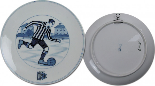 Porcelan Plate Meissen 1925. German Football Asso