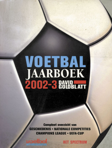 Voetbal Jaarboek 2002-3.