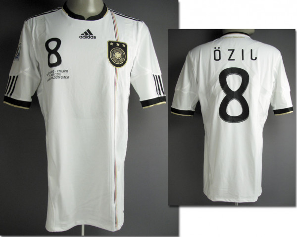 Mesut Özil, WM 2010 gegen England, DFB - Trikot 2010 WM