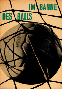 Im Banne des Balls.