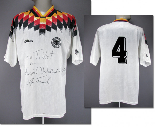 Steffen Freund am 26.04.1995 gegen Wales, DFB - Trikot 1995 EM Qualifikation