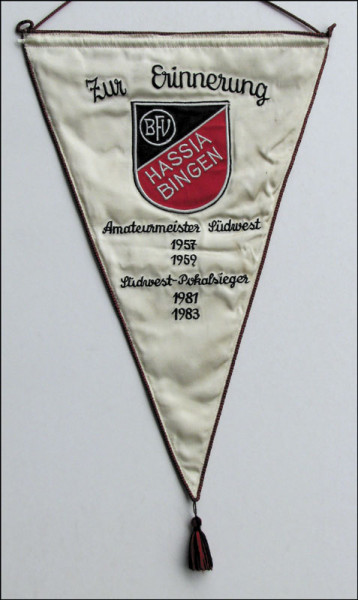 Football match pennant 1985. Hassia Bingen