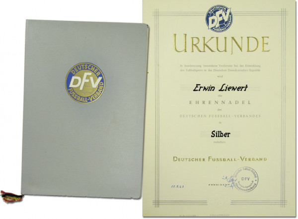 Urkunde für Ehrennadel in Silber des DFV, Urkunde DFV