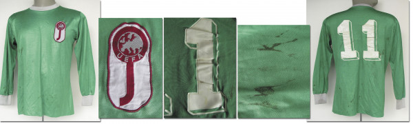 Spielertrikot UEFA 1980er, UEFA -Trikot 1980er