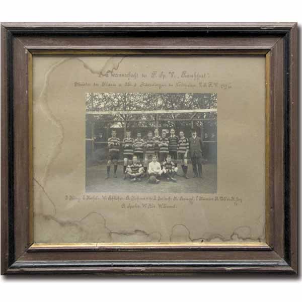 FSV Frankfurt 1910: B/W-Foto in original Frame.