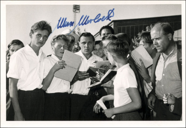 Morlock, Max: Autograph German Football. Max Morlock