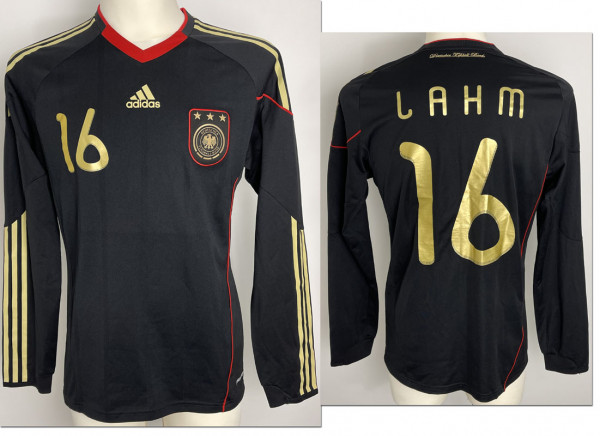 Philipp Lahm am 03.03.2010 gegen Argentinien, DFB - Trikot 2010