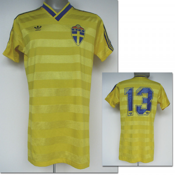 World Cup 1990 match worn football shirt Sweden