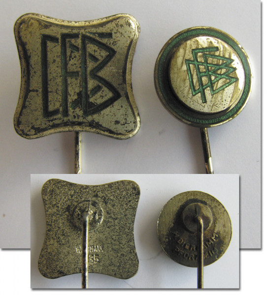 2 verschiedene Abzeichen des DFB ca. 1955. Bronze,, DFB-Abzeichen ca. 1955