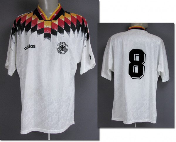 Mario Basler, 27.04.1994 gegen VA Emirate, DFB - Trikot 1994