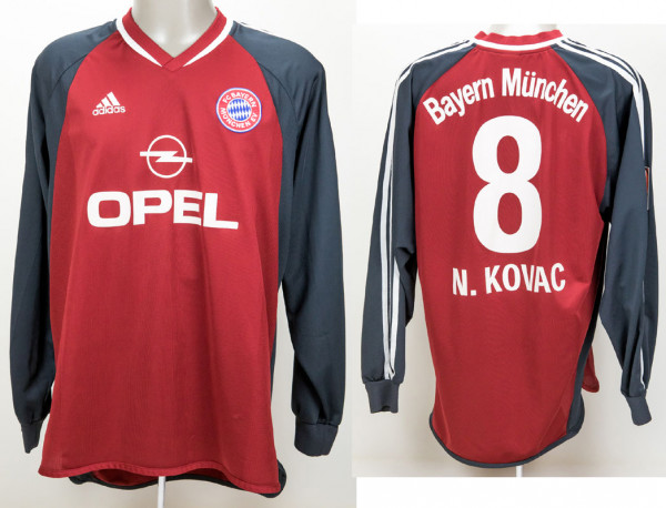 Nico Kovacs am 02.12.2001 gegen Hertha BSC, München, Bayern - Trikot 2001/2002