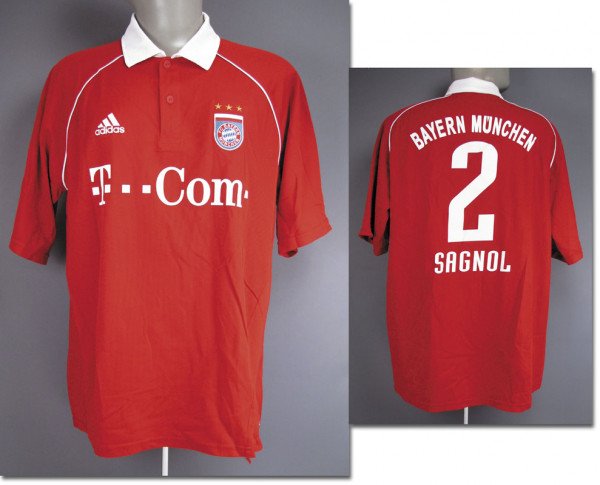 Willy Sagnol, am 1.10.2005 gegen VfL Wolfsburg, München, Bayern - Trikot 2005/06