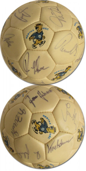 Berlin, Hertha BSC -: Autogrammball Hertha BSC 1992, signiert