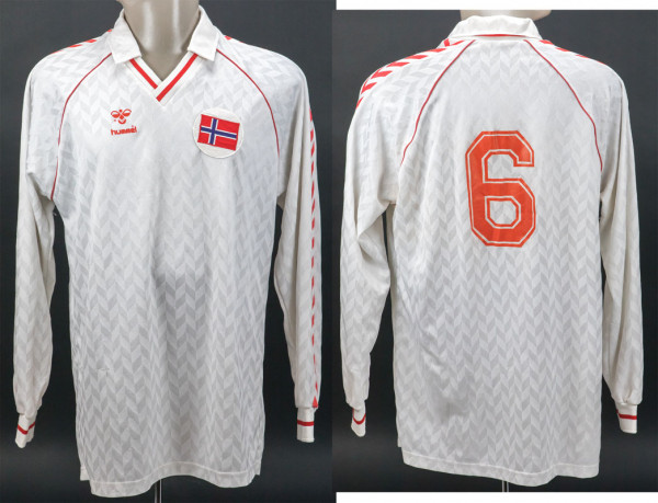 Match worn football shirt Norway 1988